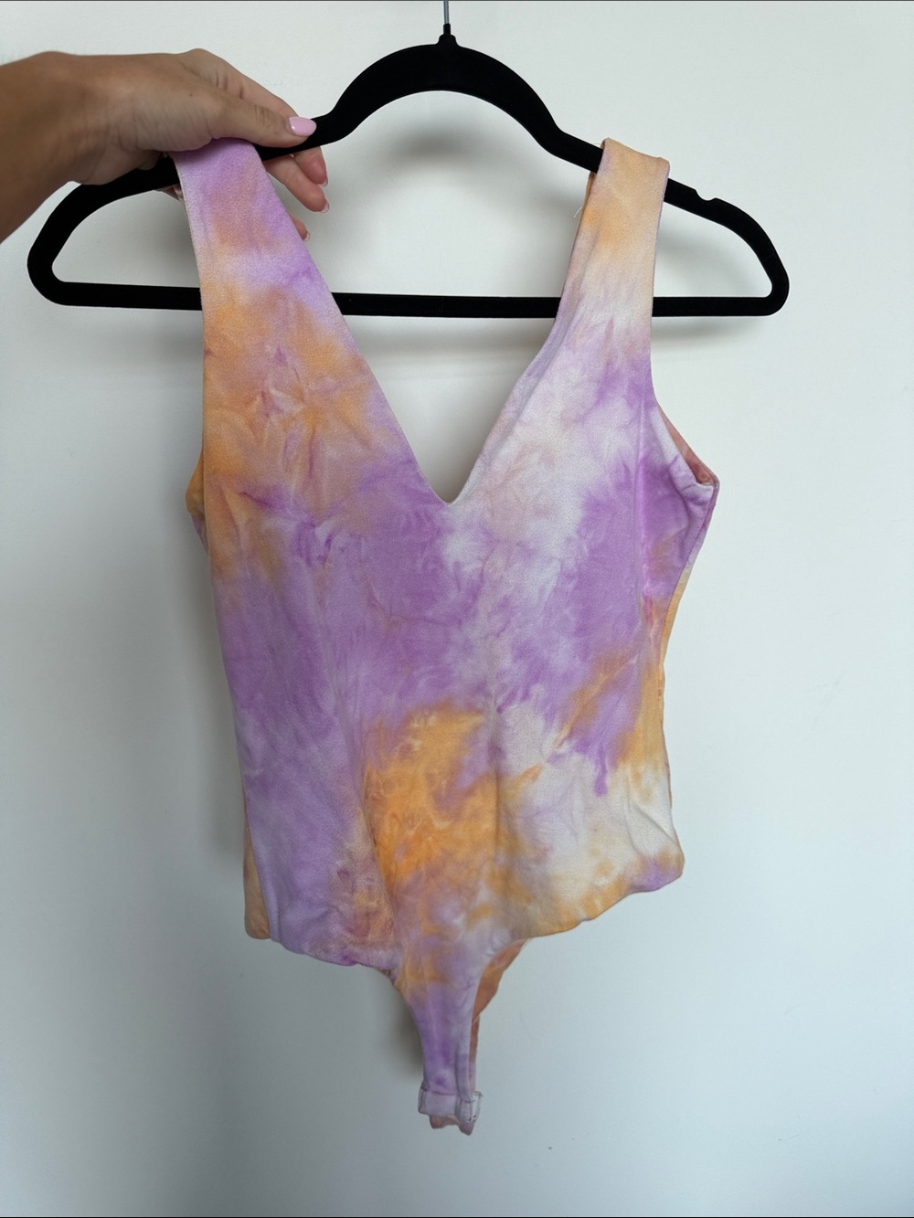 Tie-Dye V-Neck Bodysuit in Lavender & Peach